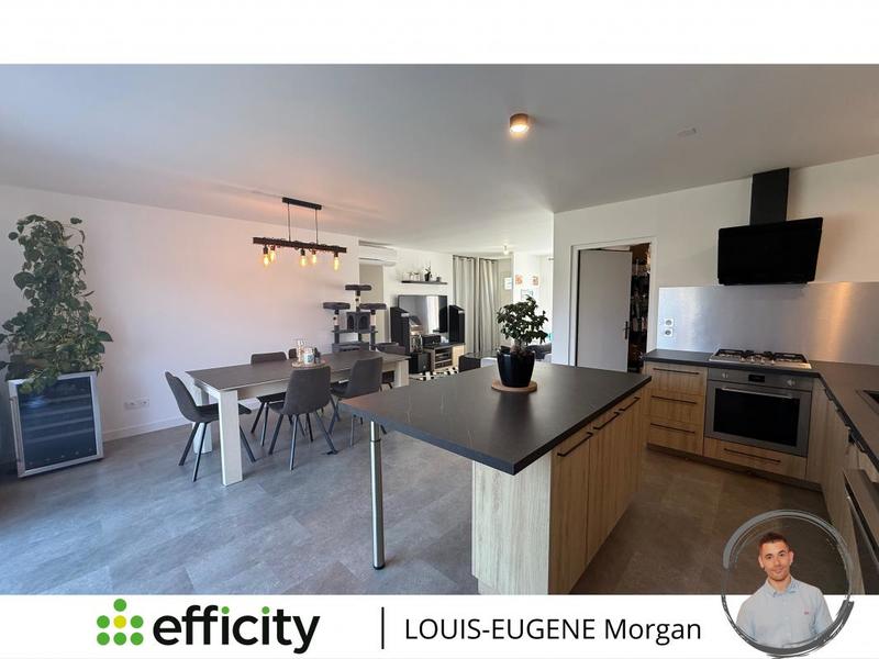 Pavillon - 90 m² - 5 pièces