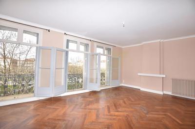 Appartement - 83 m² - 3 pièces