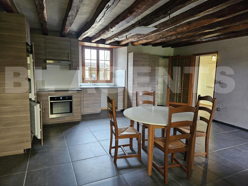 Maison ancienne - 175 m² - 10 pièces