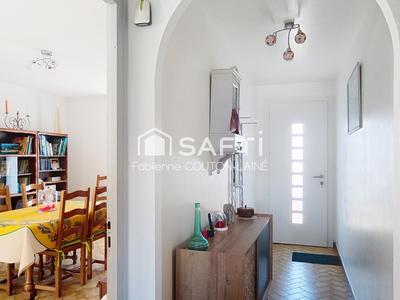 Maison - 89 m² - 5 pièces