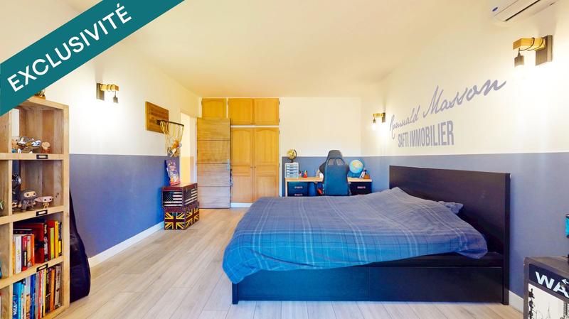 Maison - 430 m² - 15 pièces