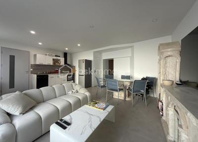 Appartement - 75 m² - 3 pièces