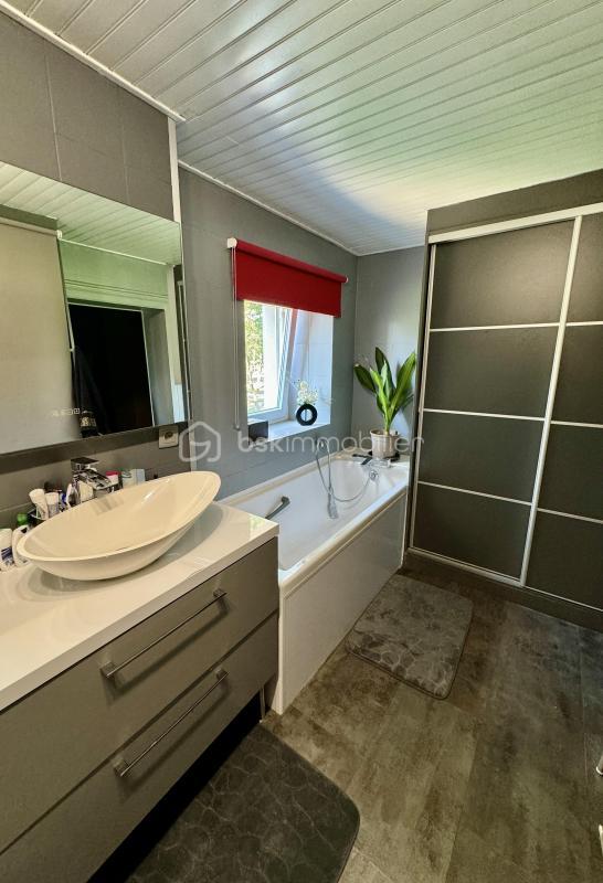 Immeuble - 285 m² - 15 pièces