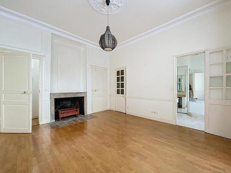 Maison bourgeoise - 235 m² - 7 pièces