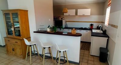 Maison - 104 m² - 5 pièces