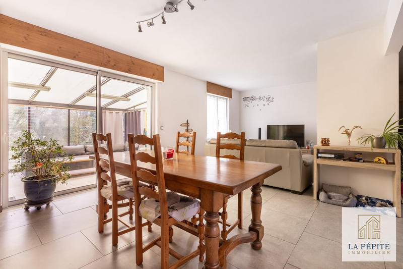 Maison - 111 m² - 6 pièces