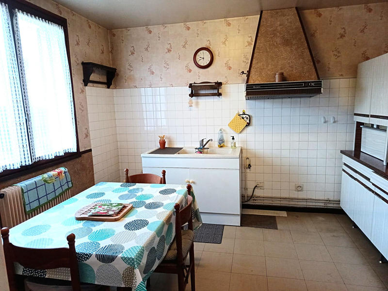 Maison - 111 m² - 6 pièces