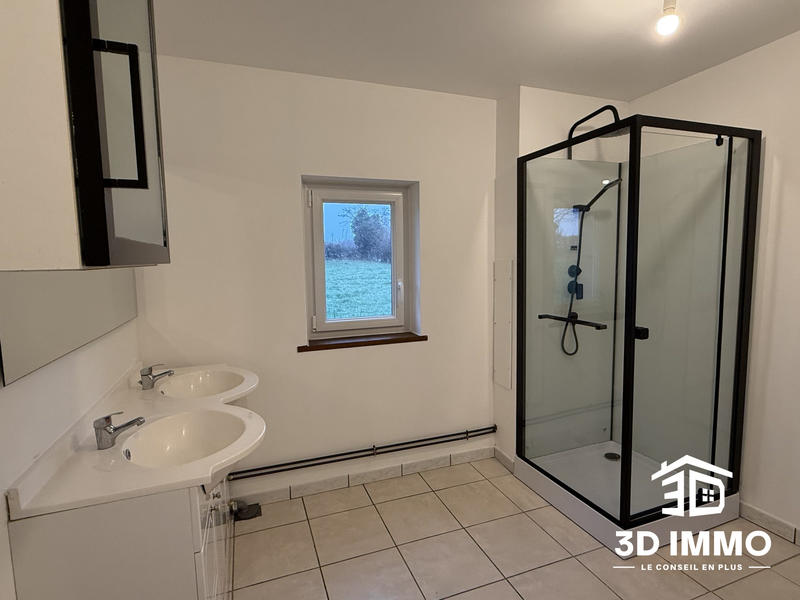 Maison - 99 m² - 5 pièces