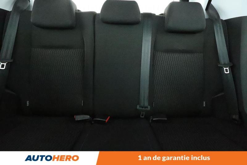 Peugeot 208 1.2 PureTech Signature 5p 82 ch