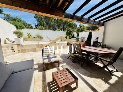 Maison - 95 m² - 4 pièces