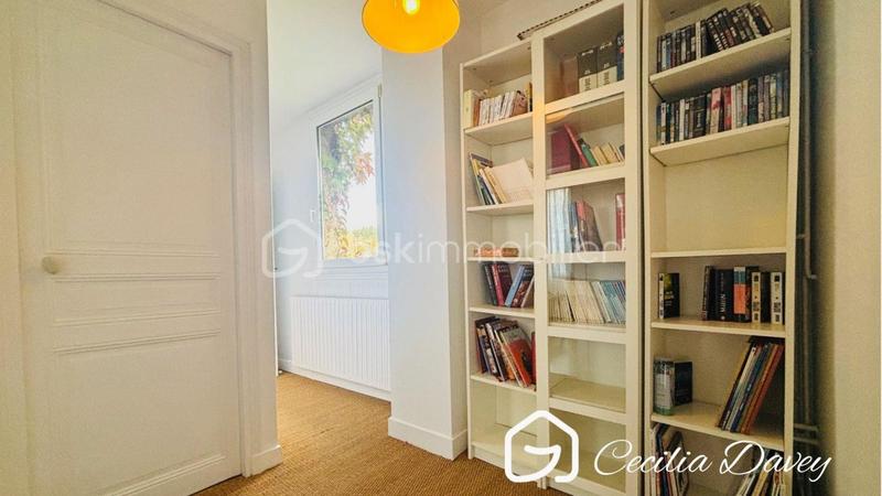 Propriété - 180 m² - 7 pièces