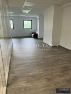 Local d'activité / Entrepôt - 37 m²