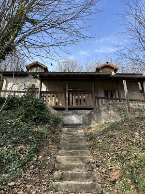 Maison - 160 m² - 4 pièces