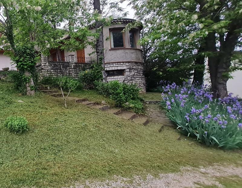 Maison - 185 m² - 7 pièces