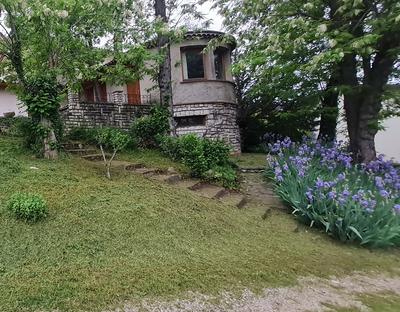 Maison - 185 m² - 7 pièces