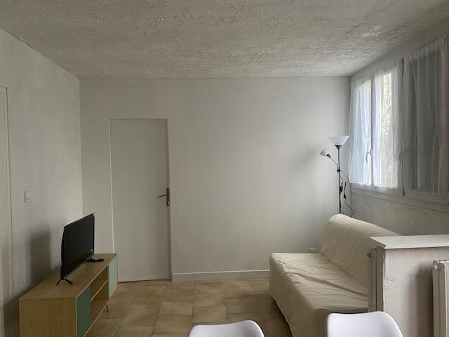 Appartement - 83 m² - 5 pièces