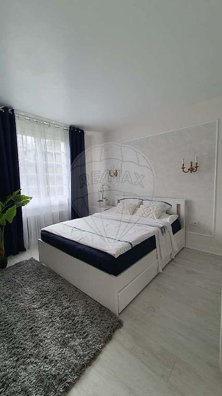 Maison - 159 m² - 7 pièces