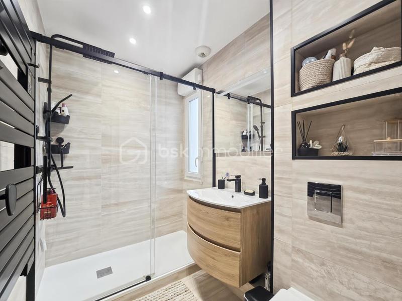 Maison - 96 m² - 5 pièces