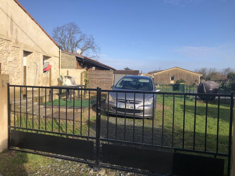 Maison en pierre - 76 m² - 3 pièces