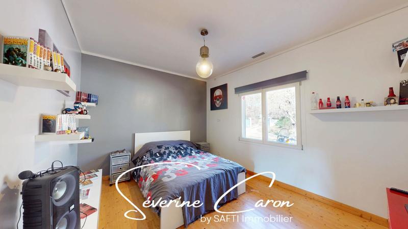 Maison - 155 m² - 6 pièces