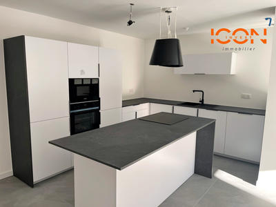 Appartement - 86 m² - 3 pièces