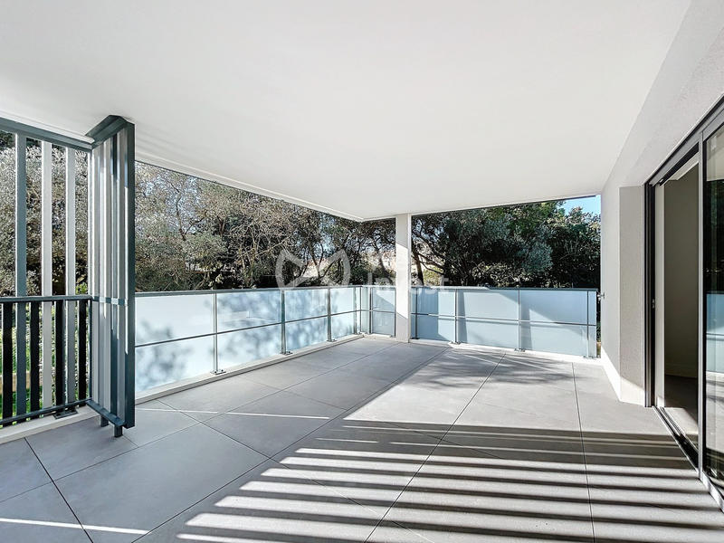 Appartement - 85 m² - 3 pièces