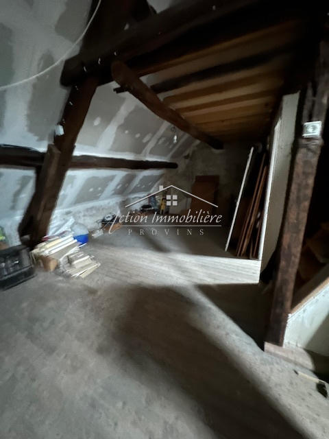 Maison - 183 m² - 6 pièces