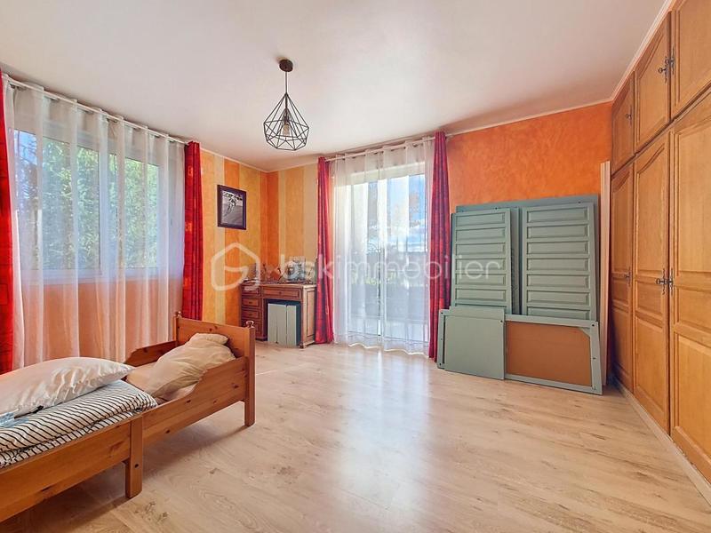 Maison - 170 m² - 7 pièces