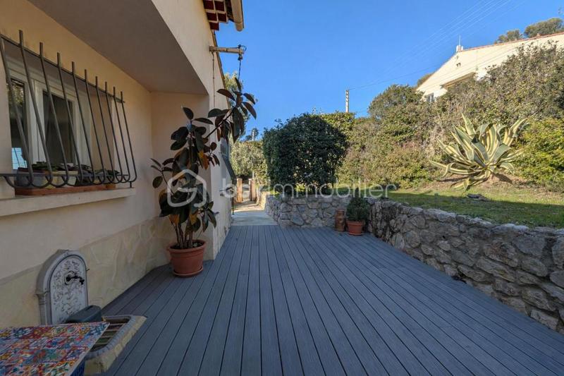 Maison - 104 m² - 5 pièces