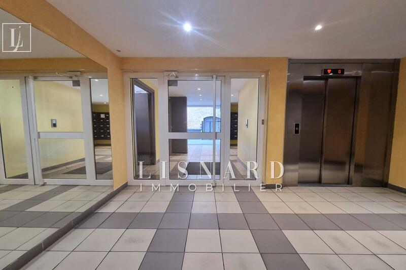 Appartement - 55 m² - 3 pièces