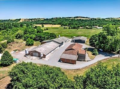 Maison - 294 m² - 4 pièces