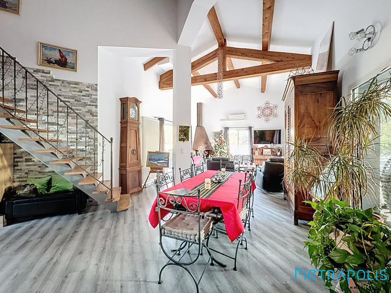 Villa - 144 m² - 6 pièces