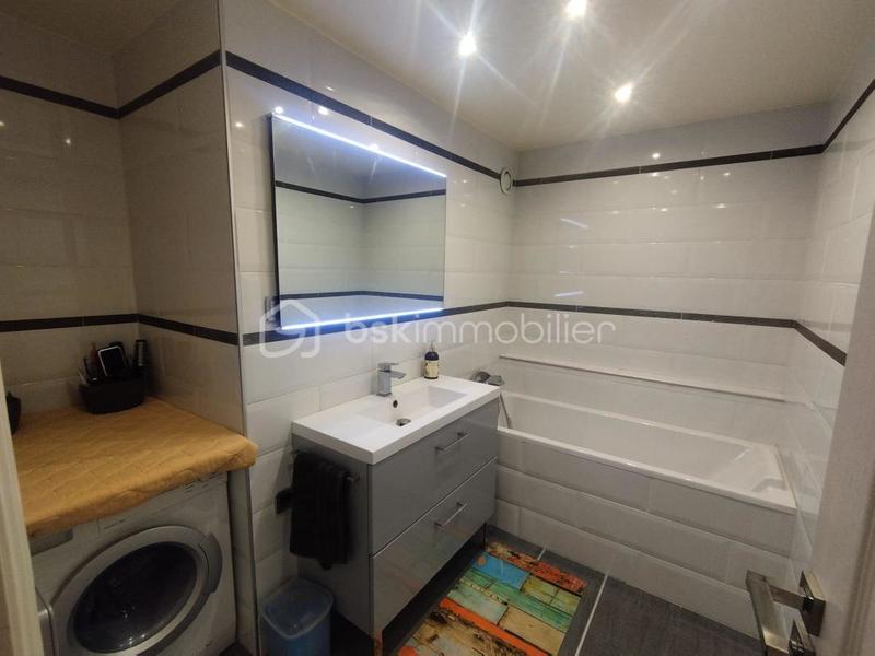 Appartement - 82 m² - 5 pièces