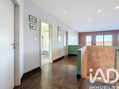 Maison - 264 m² - 6 pièces