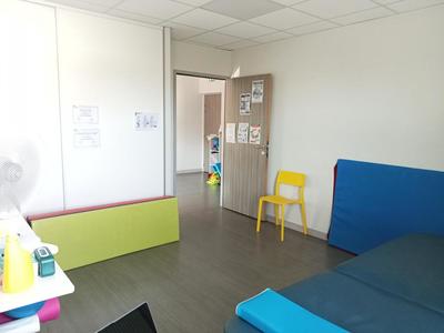 Local d'activité / Entrepôt - 50 m² - 3 pièces