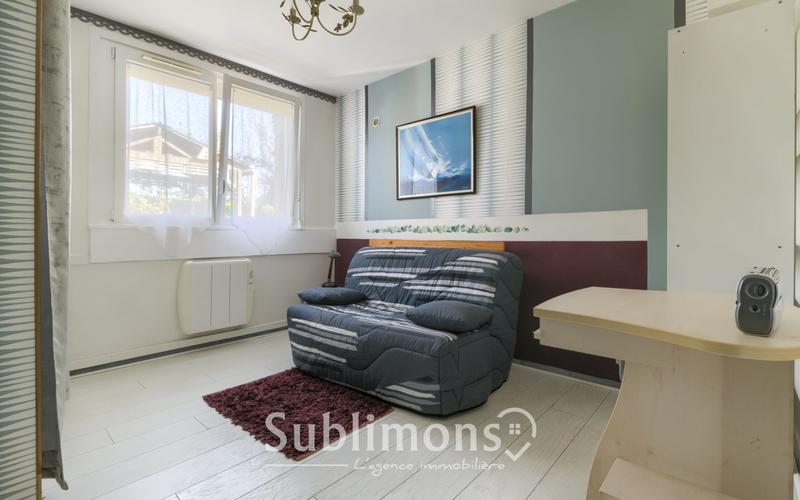 Maison - 140 m² - 5 pièces