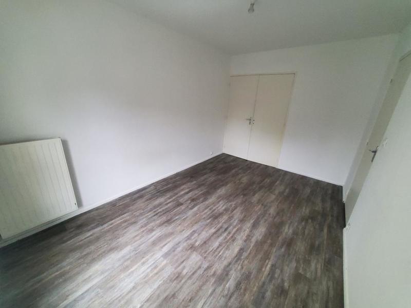 Appartement ancien - 77 m² - 4 pièces