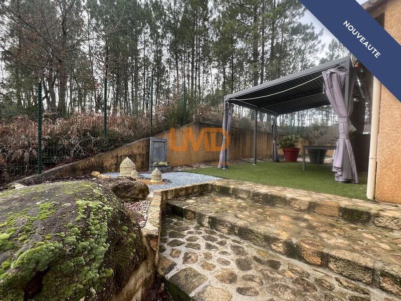 Maison - 88 m² - 6 pièces