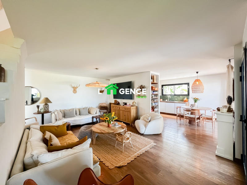 Maison - 158 m² - 4 pièces