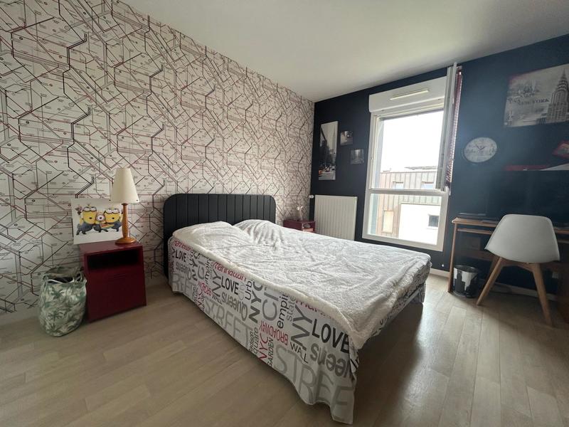 Appartement - 80 m² - 4 pièces