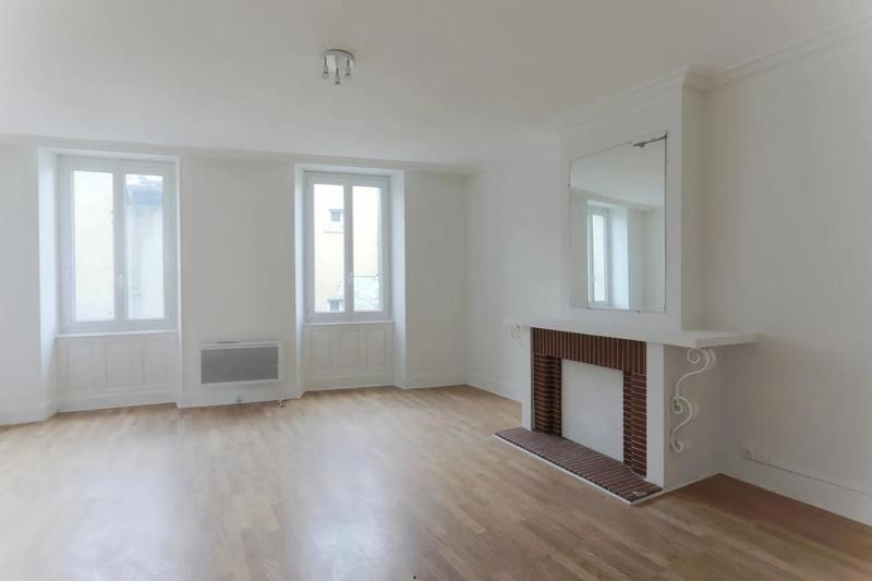 Appartement - 452 m² - 20 pièces