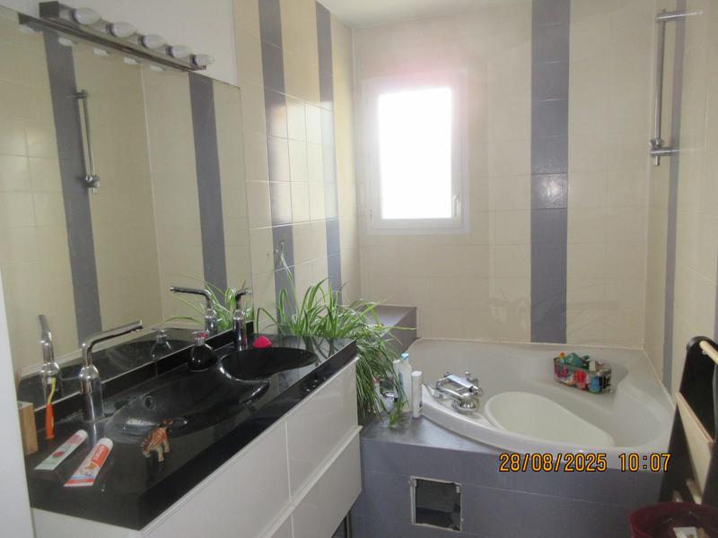 Maison - 108 m² - 5 pièces