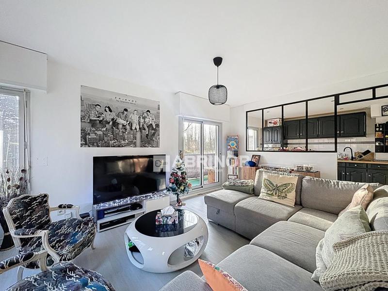 Appartement - 84 m² - 3 pièces