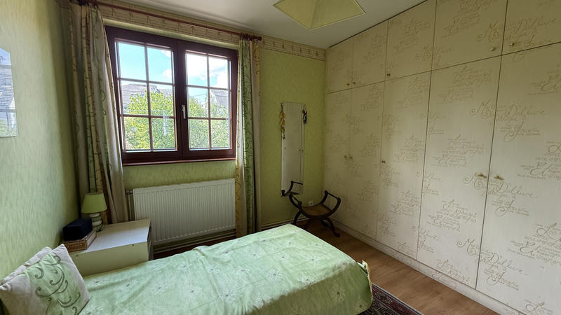 Maison - 224 m² - 7 pièces