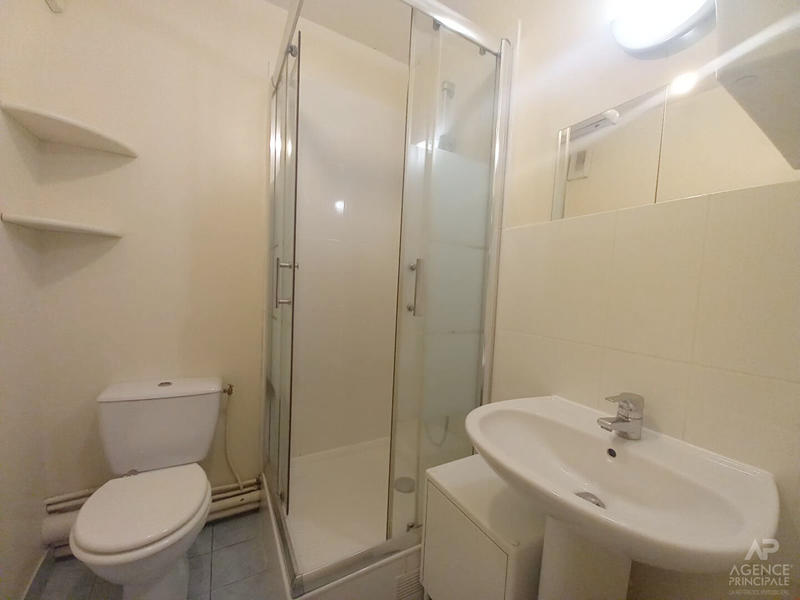 Appartement - 104 m² - 5 pièces