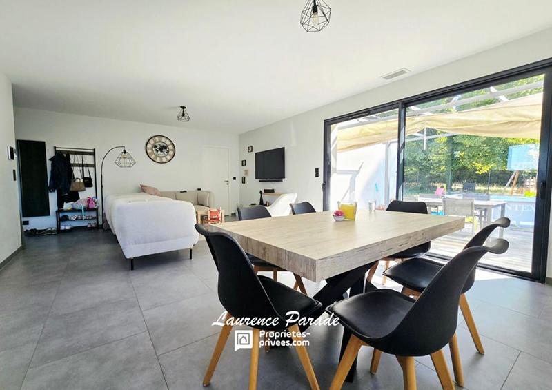 Maison - 100 m² - 4 pièces