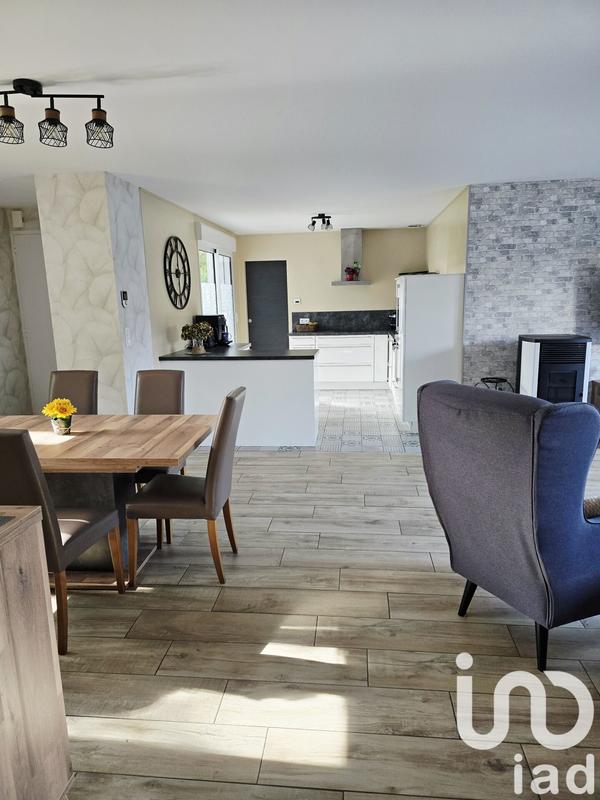 Maison - 99 m² - 4 pièces