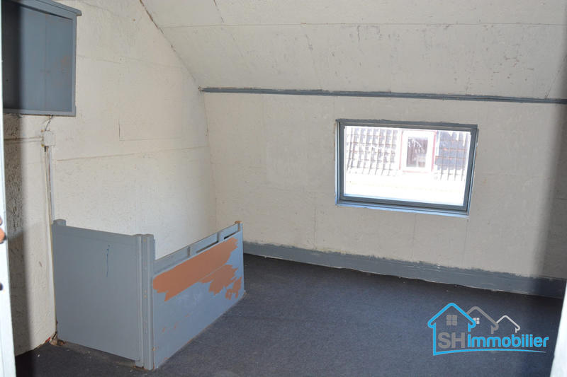 Maison traditionnelle - 80 m² - 6 pièces