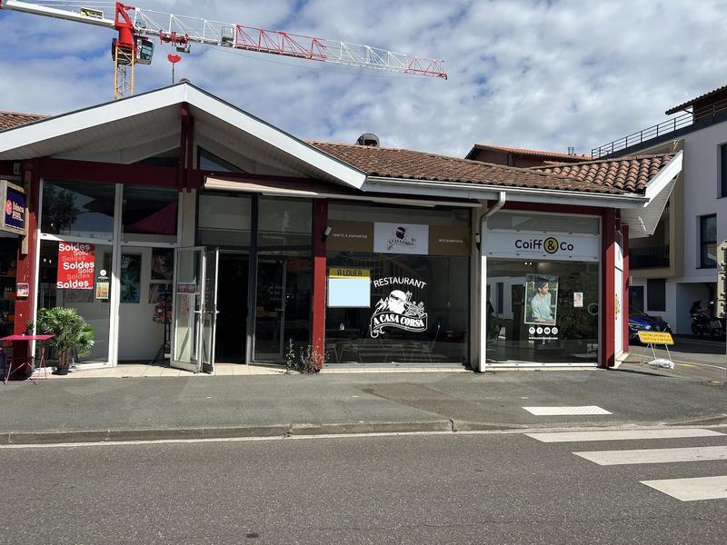 Fonds de commerce - Hôtellerie / Restauration - 77 m²