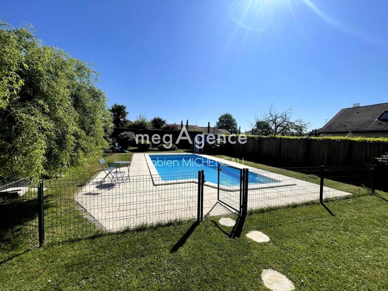 Maison - 149 m² - 8 pièces